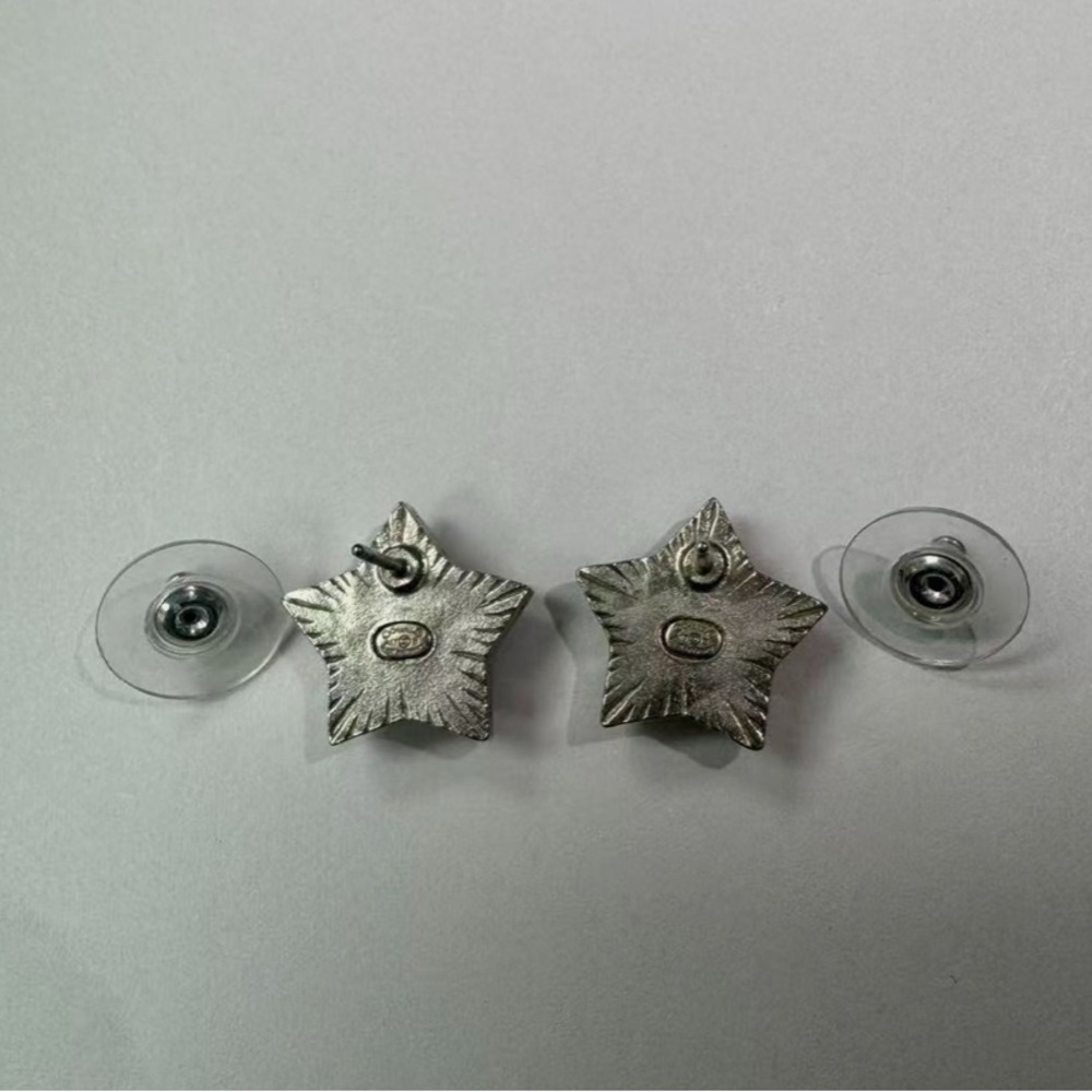 CHANEL CC Logos Black Star Silver Tone Stud Earrings - Picture 3 of 7